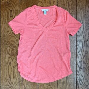 NWOT Athleta Women's Breezy V-Neck Tee, Size XS